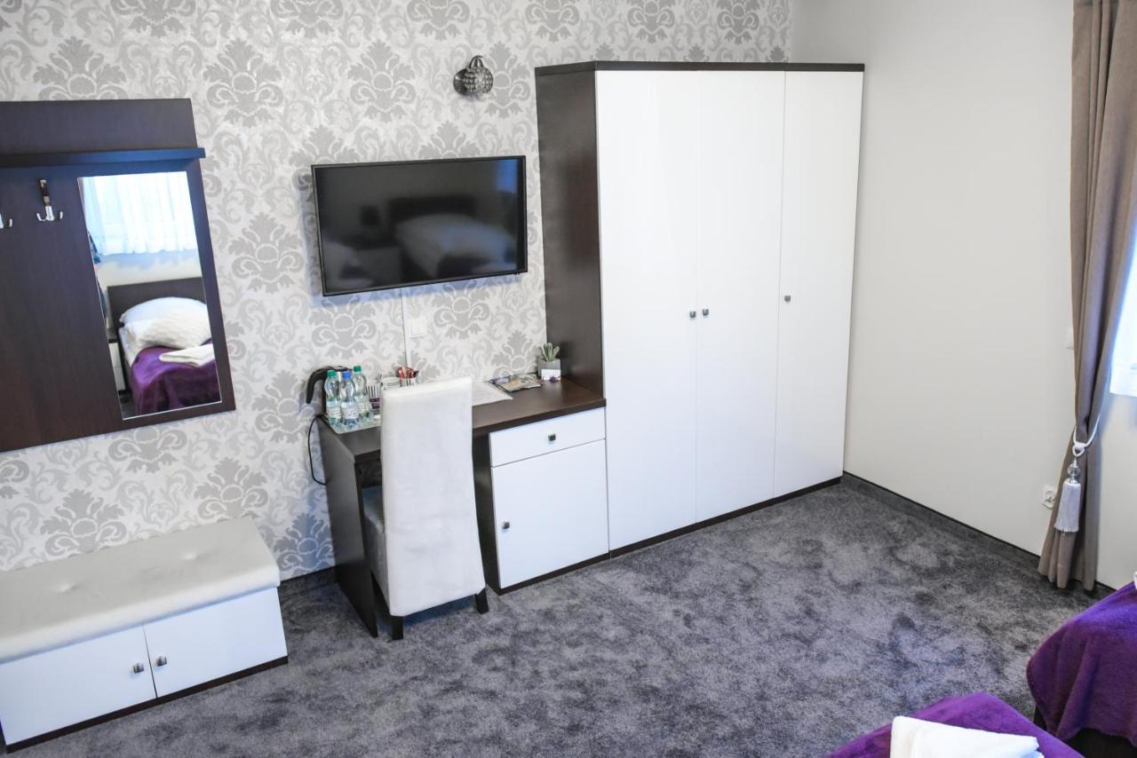 Auberge de jeunesse Rajska Oaza à Przybradz Extérieur photo