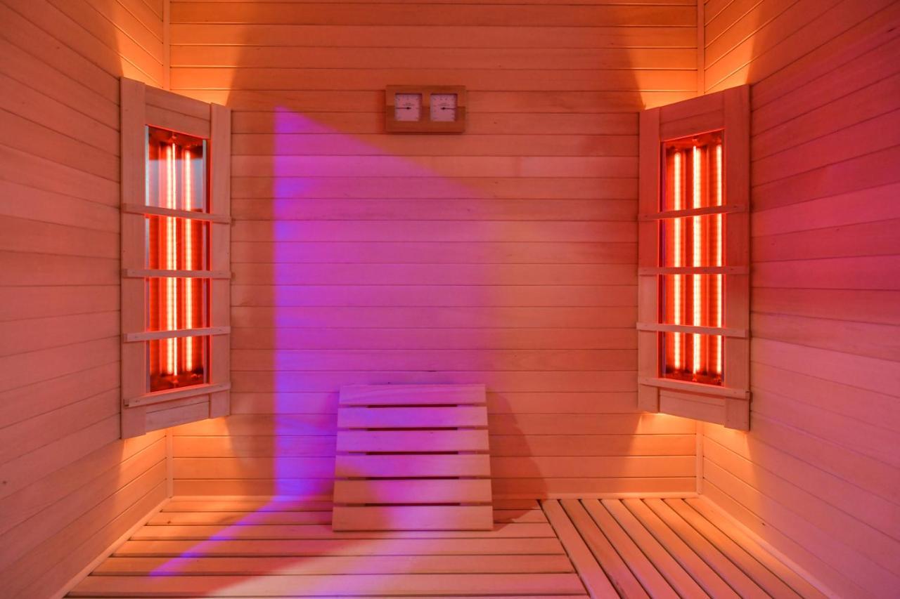 Auberge de jeunesse Rajska Oaza à Przybradz Extérieur photo