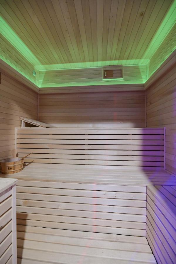 Auberge de jeunesse Rajska Oaza à Przybradz Extérieur photo