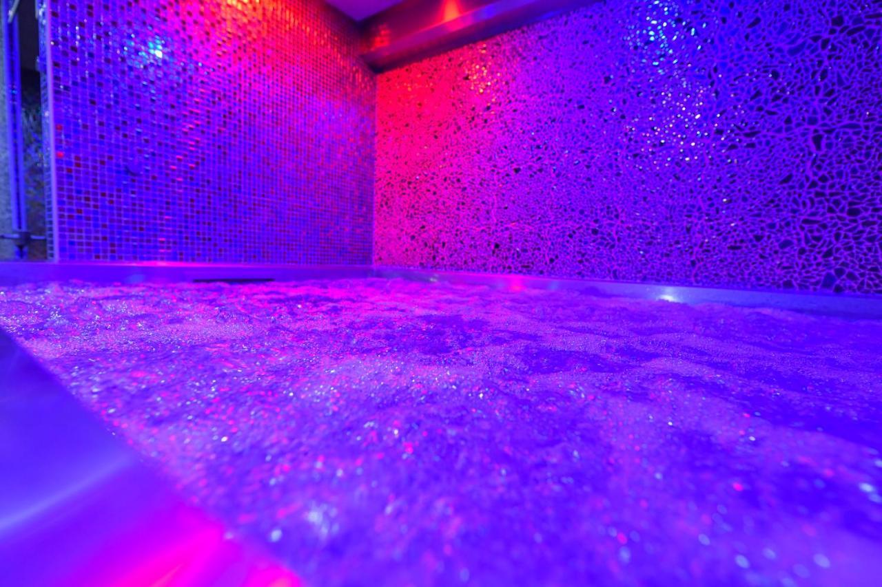 Auberge de jeunesse Rajska Oaza à Przybradz Extérieur photo
