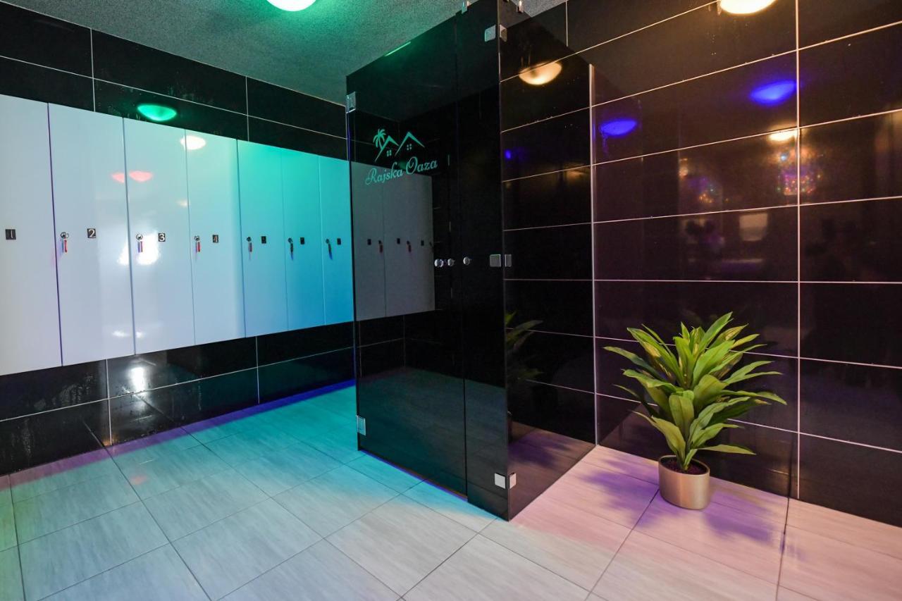 Auberge de jeunesse Rajska Oaza à Przybradz Extérieur photo