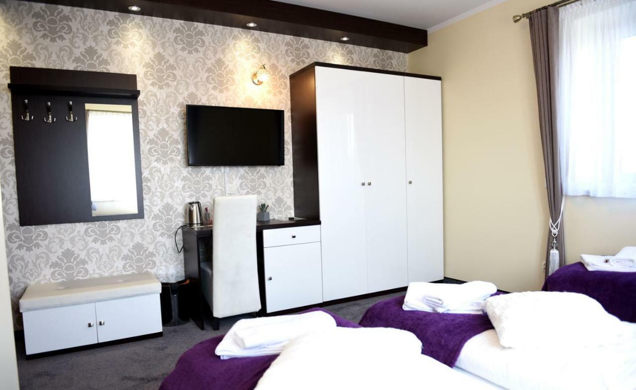 Auberge de jeunesse Rajska Oaza à Przybradz Extérieur photo