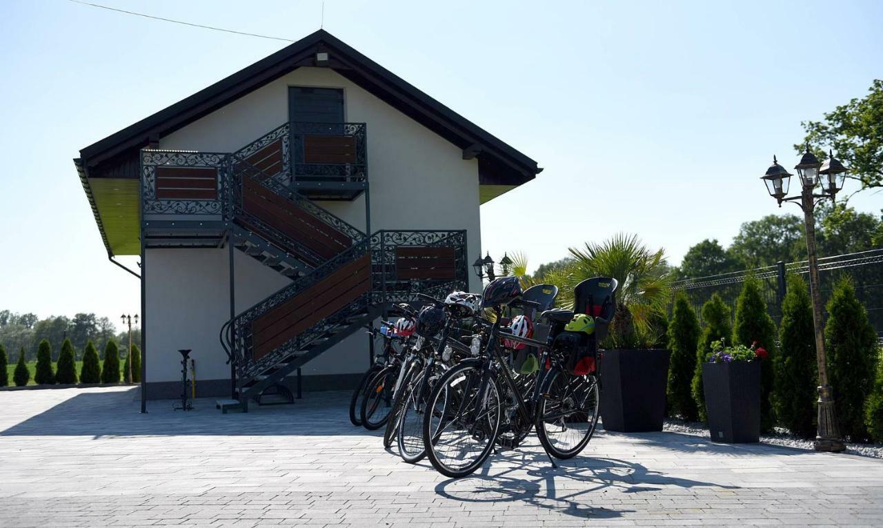 Auberge de jeunesse Rajska Oaza à Przybradz Extérieur photo