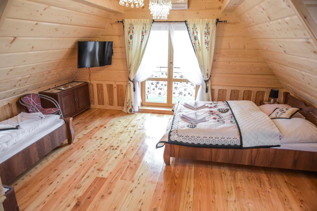 Auberge de jeunesse Rajska Oaza à Przybradz Extérieur photo